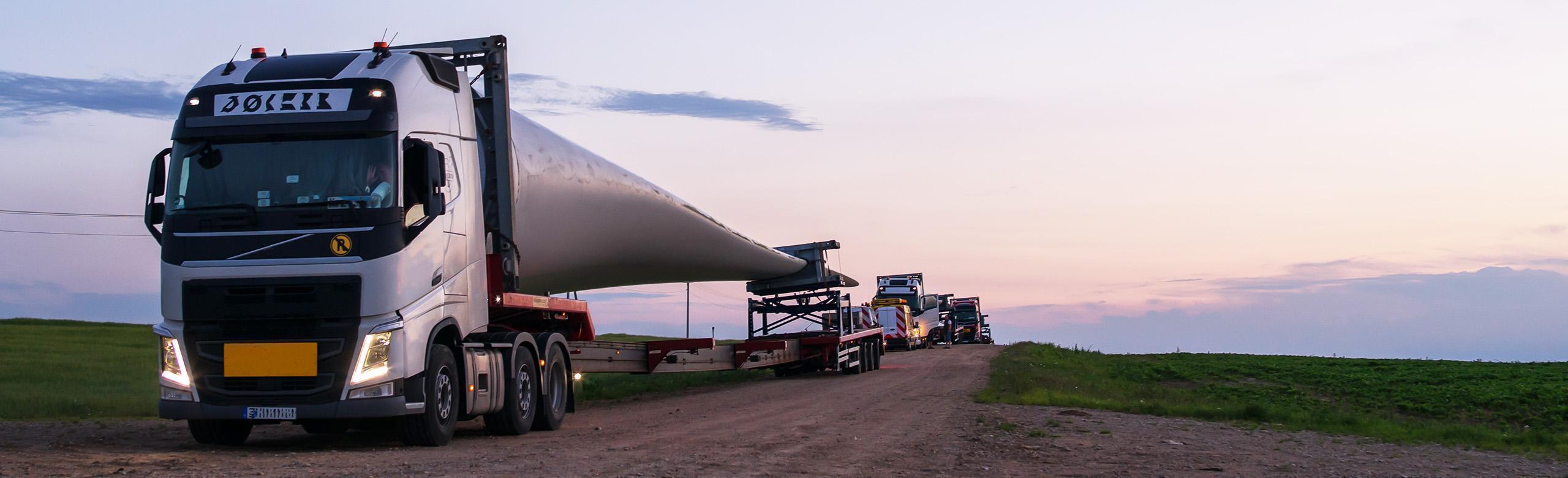 sensitive cargo anti-slip mats, truck with wind turbine loaded